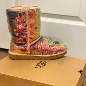 UGG Classic Short Cosmos Sequin